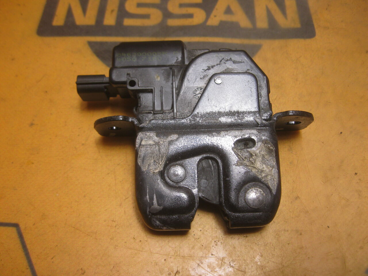 Б/У Замок крышки багажника RENAULT MEGANE III Renault SCENIC 3 846300003R
